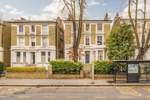 2 bedroom flat to rent, Cambridge Gardens, London W10
