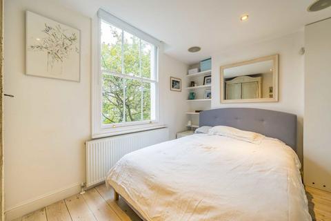 2 bedroom flat to rent, Cambridge Gardens, London W10