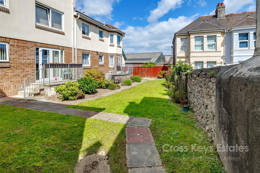 Communal Garden & Areas