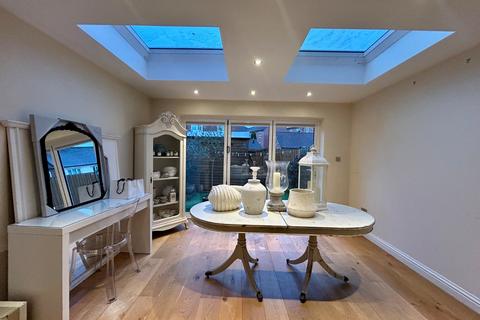undefined, Wordsworth Avenue, Stratford-upon-Avon, Warwickshire, CV37