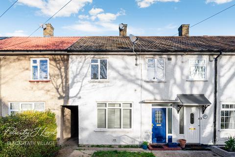 2 bedroom terraced house for sale, Holburne Road, London SE3