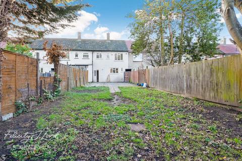 Holburne Road, London SE3