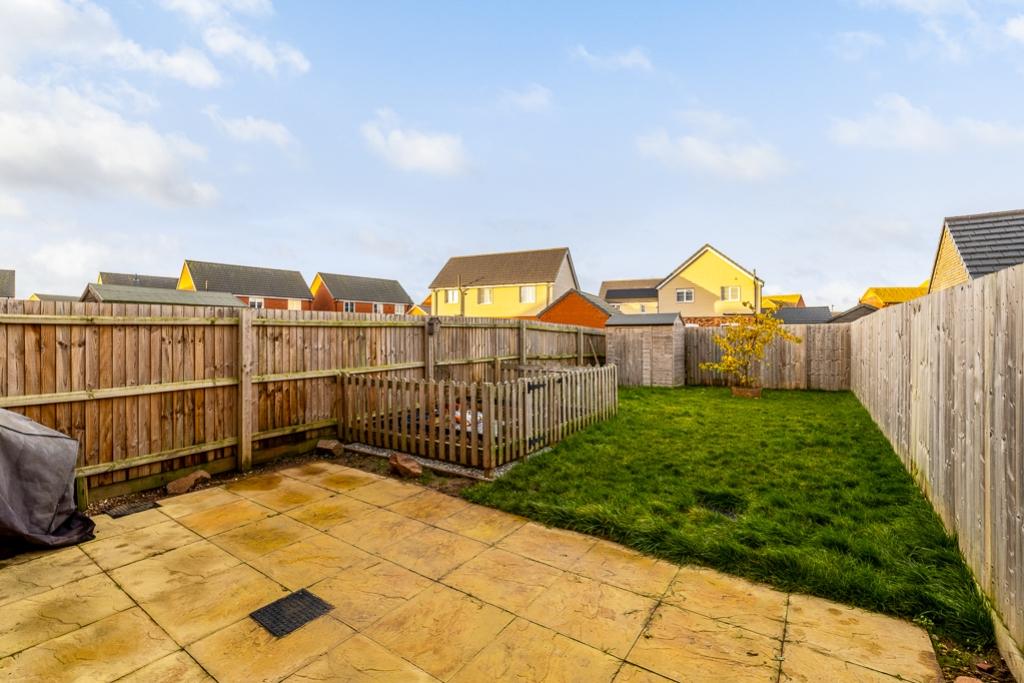 19 Mulberry Drove (Holbeach)-9