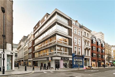 3 bedroom flat to rent, Great Portland Street, London, W1W