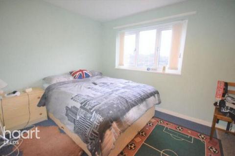 2 bedroom terraced house for sale, Cheltenham Street, LEEDS