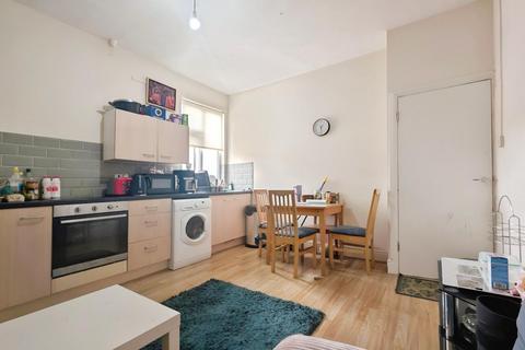 undefined, First Floor Flat Ridgeway Road, Bristol, BS16 3LE