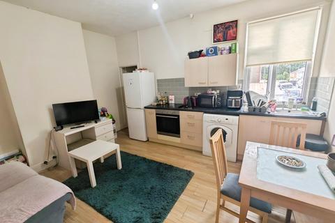undefined, First Floor Flat Ridgeway Road, Bristol, BS16 3LE