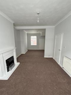2 bedroom terraced house to rent, Albert Avenue, Wellsted Street, Hull