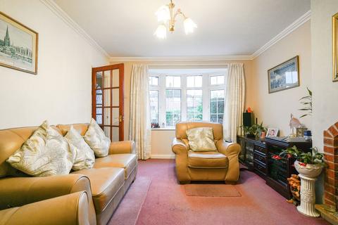 undefined, Chamberlain Crescent, Shirley, Solihull, B90 2DJ