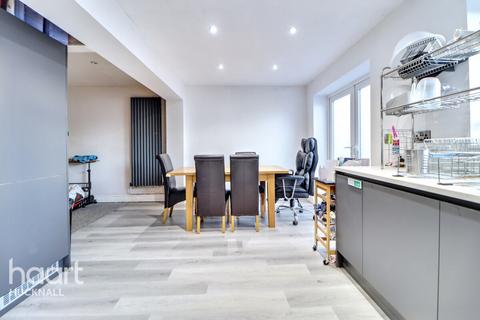 3 bedroom semi-detached house for sale, Bodmin Avenue, Nottingham