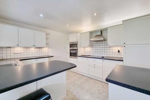 undefined, Silk Willoughby NG34