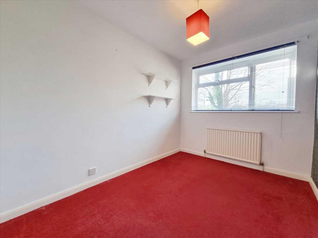 Bedroom 2: