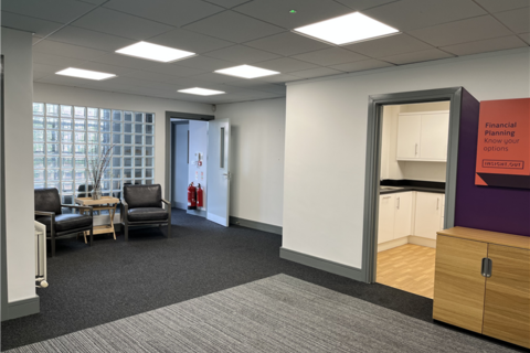 Office to rent, 139-141 Holywood Rd Belfast BT4 3BE