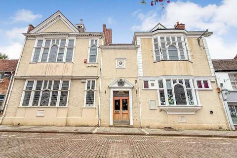 Retail property (high street) for sale, 3A Temple St Aylesbury HP20 2RN