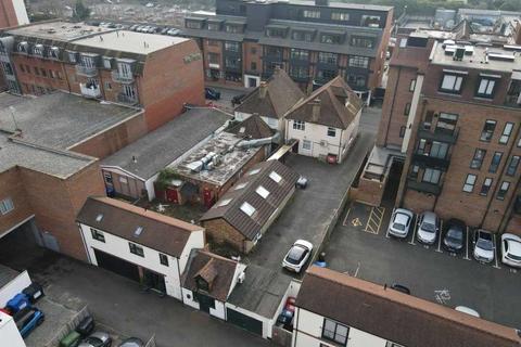 Retail property (high street) for sale, 13-19 Station Rd Gerrards Cross SL9 8ES