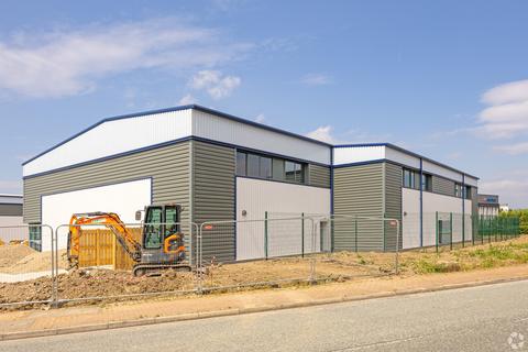 Warehouse to rent, Thomas Maddison Ln Wakefield WF2 7AR