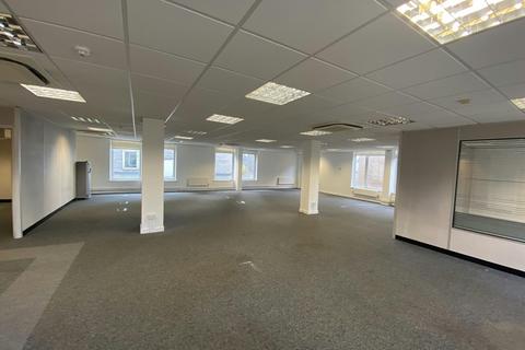 Office to rent, 46-50 Coombe Rd New Malden KT3 4QL