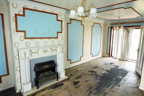 3 bedroom semi-detached house for sale, Canal Road, Leeds LS13