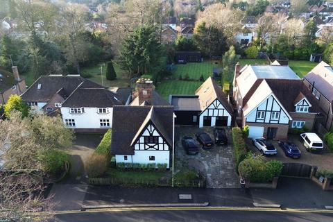 undefined, Hempstead Road, Watford