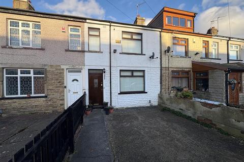 3 bedroom terraced house for sale, Dovesdale Road, Little Horton BD5