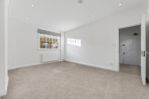 2 bedroom flat to rent, Devonshire Close, Marylebone Village, London W1G