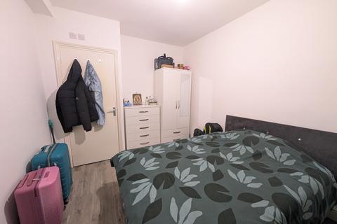 1 bedroom in a house share to rent, Eskdail Street, Kettering, NN16