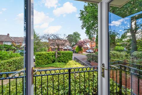 undefined, Woodland Grove, Weybridge, KT13
