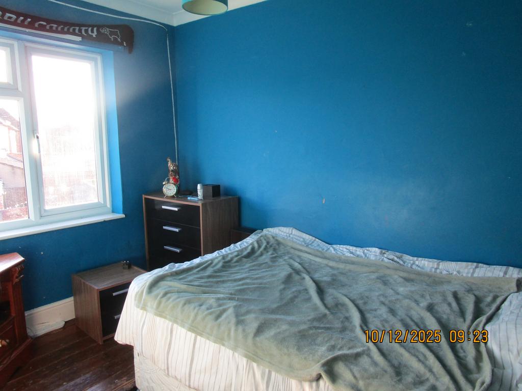 2nd double bedroom