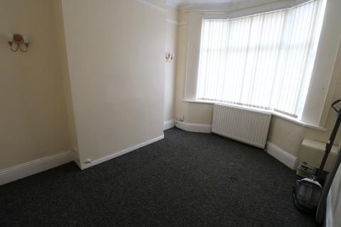 3 bedroom terraced house to rent, Clive Road, Middlesbrough TS5
