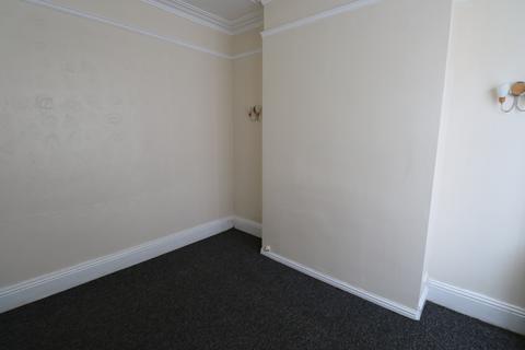 3 bedroom terraced house to rent, Clive Road, Middlesbrough TS5
