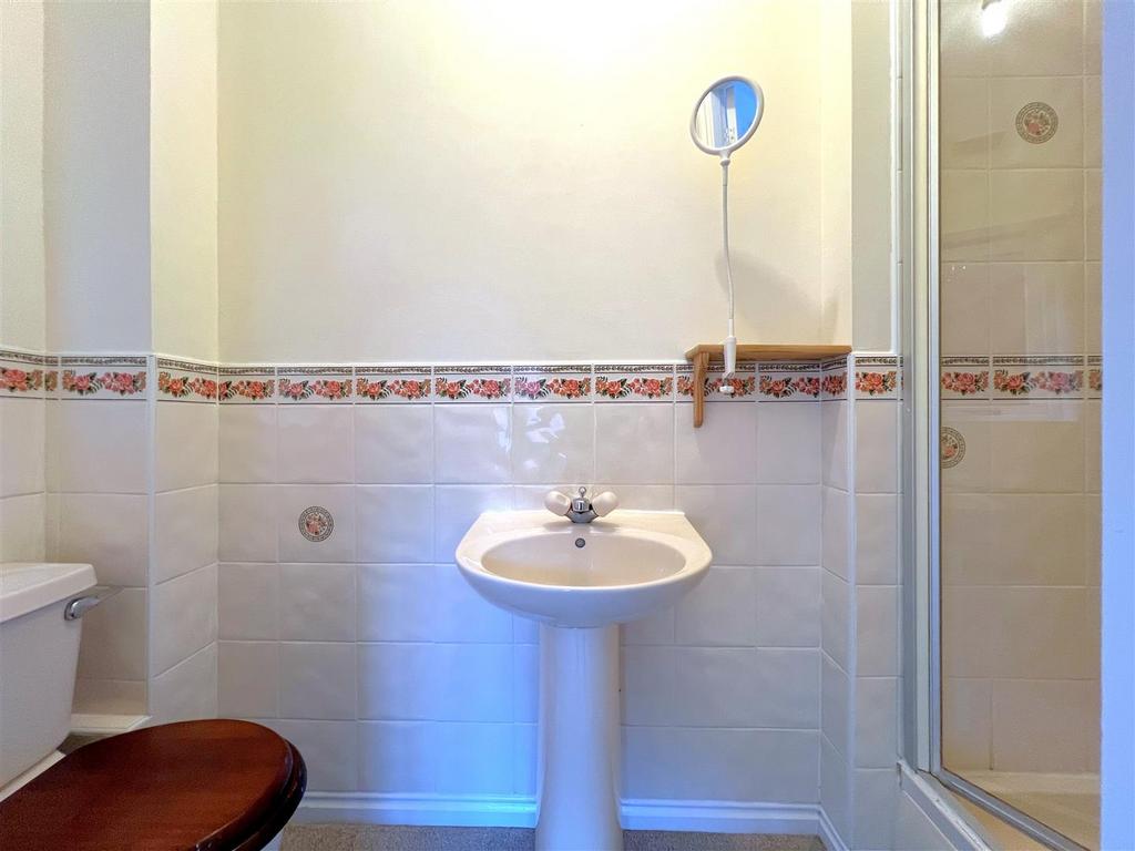 Ensuite.jpg