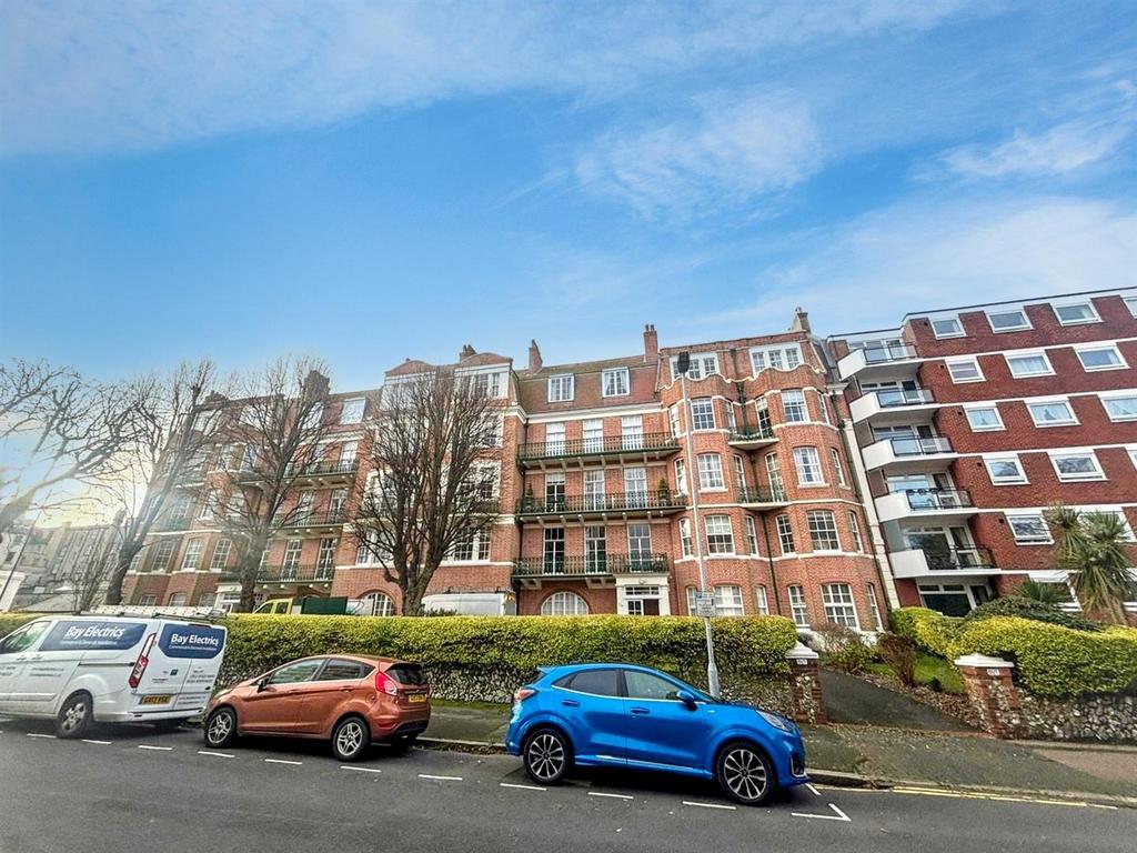 PHOTO-2025-12-12-09-53-35 (1).jpg