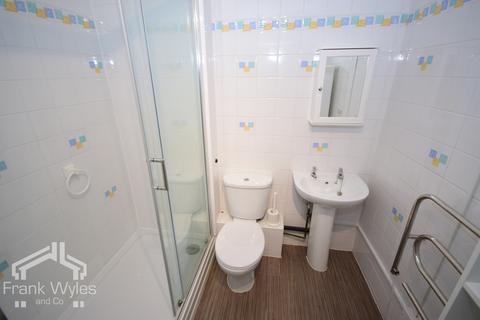1 bedroom flat for sale, Flat 6, Homelinks House, 39 Clifton Drive, Lytham St. Annes, Lancashire