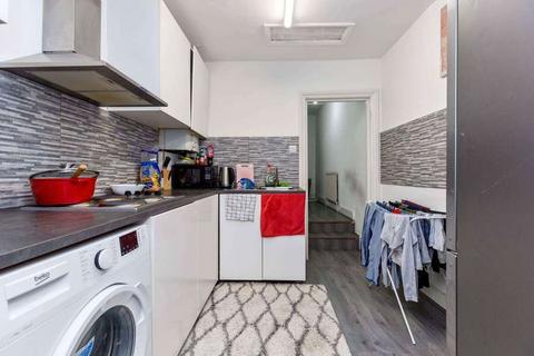 Retail property (high street) for sale, 337 Brighton Rd South Croydon CR2 6EQ