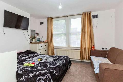 Retail property (high street) for sale, 337 Brighton Rd South Croydon CR2 6EQ