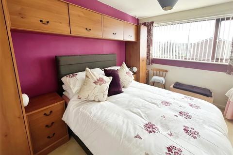 3 bedroom end of terrace house for sale, John Knight Road, Warwickshire CV12