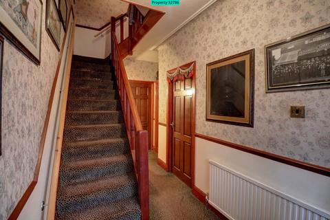 4 bedroom terraced house for sale, Dawlish Drive, Ilford, IG3