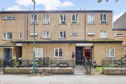 4 bedroom terraced house to rent, Nottingham NG2