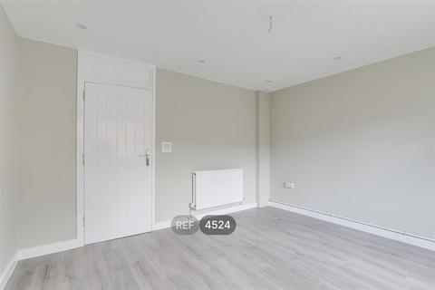4 bedroom terraced house to rent, Nottingham NG2