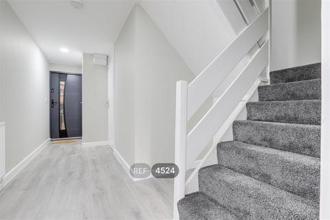 4 bedroom terraced house to rent, Nottingham NG2