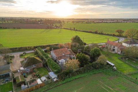undefined, Knapton Green, Knapton