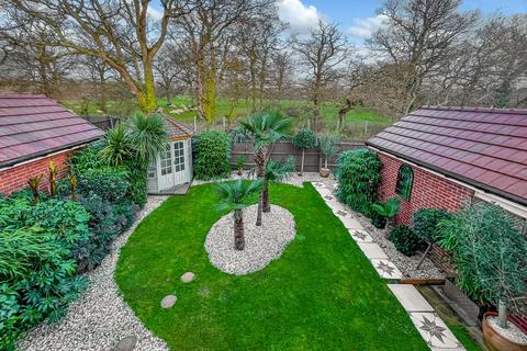 5 bedroom detached house for sale, Water Lily Way, Worthing, West Sussex