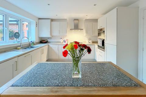 5 bedroom detached house for sale, Water Lily Way, Worthing, West Sussex