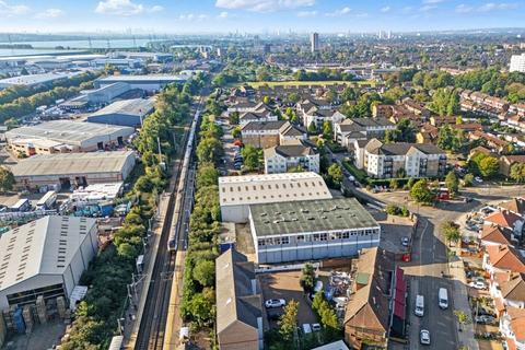 Property for sale, Enfield EN3