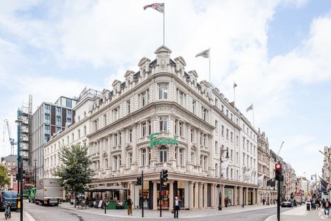 Retail property (high street) to rent, 58-63 New Bond St London W1A 3BS