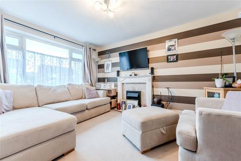 3 bedroom semi-detached house for sale, Wentworth Way, Leeds, West Yorkshire