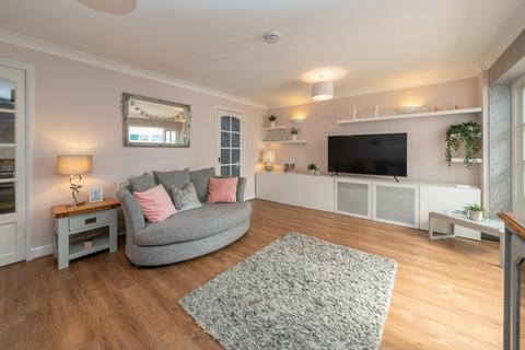 3 bedroom terraced house for sale, Hilltop Road, Berkhamsted HP4