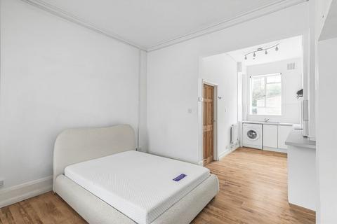 undefined, Cedarne Road, London SW6