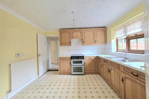 2 bedroom detached bungalow for sale, Law Court, Spalding