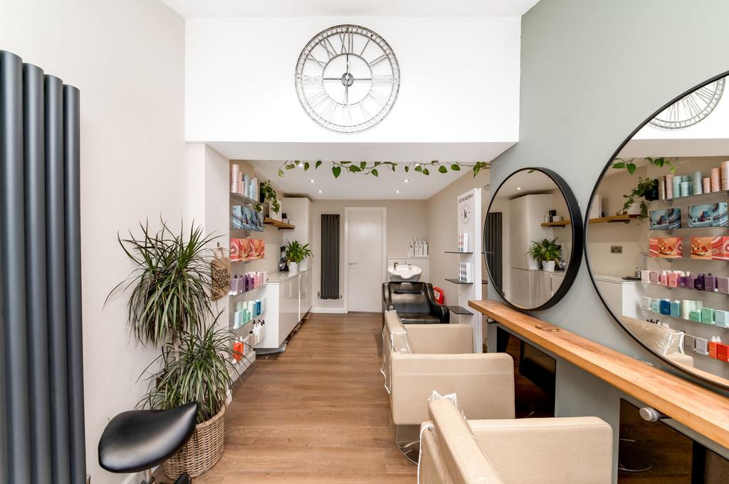 Salon